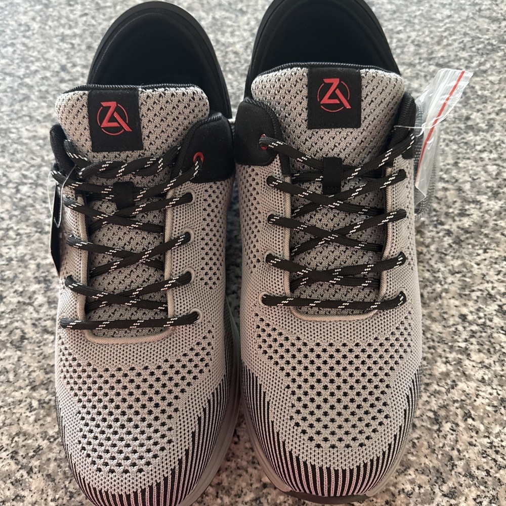 Zeba Men's Sneakers Sz 15 Grey/Blk